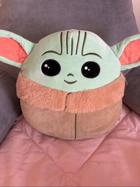 Star Wars Licensed Plush baby yoda Squishmallows like new